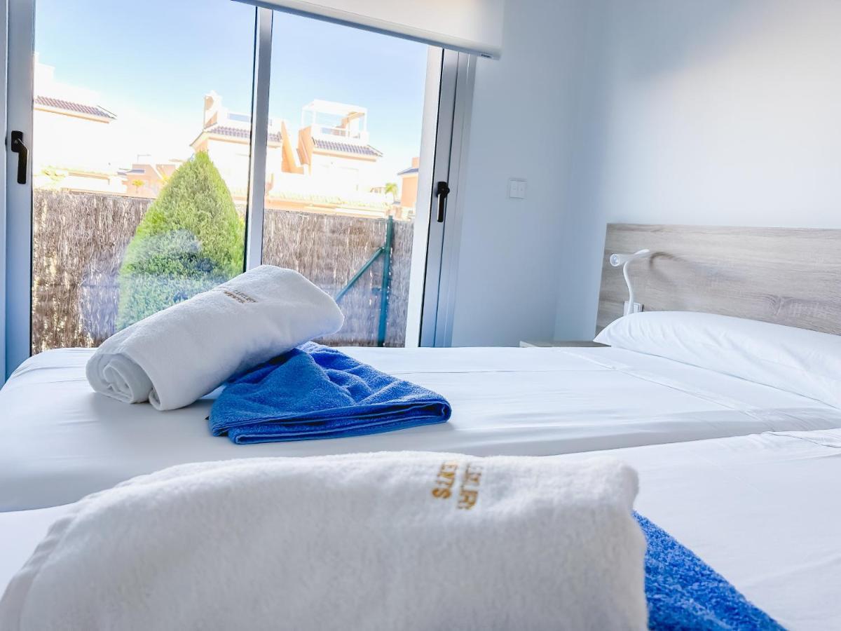 Residencial Cabo Azul Appartement Dehesa de Campoamor  Buitenkant foto
